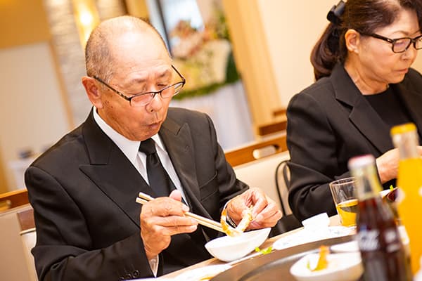 初七日法要・精進落とし