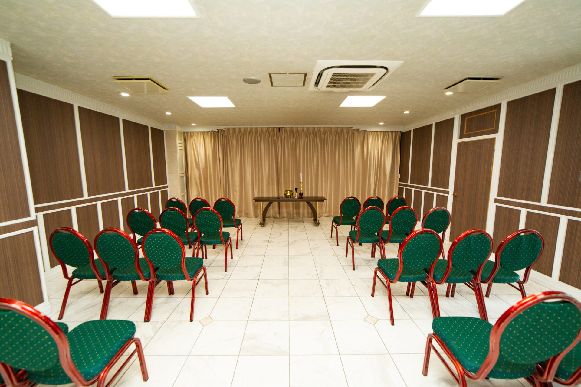 海老名市の家族葬ホール海老名 海老名斎場 公式 大和市 綾瀬市 海老名市での葬儀 家族葬は ふじみ式典